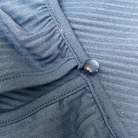 BNWOT Blue Philosophy Blouse - Picture 7 of 8